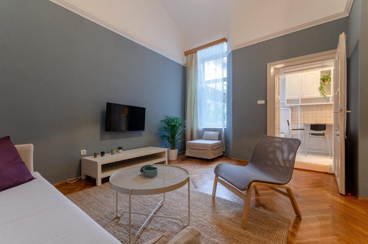 Lovely Apartment Next To Synagogue. Budapeste Exterior foto